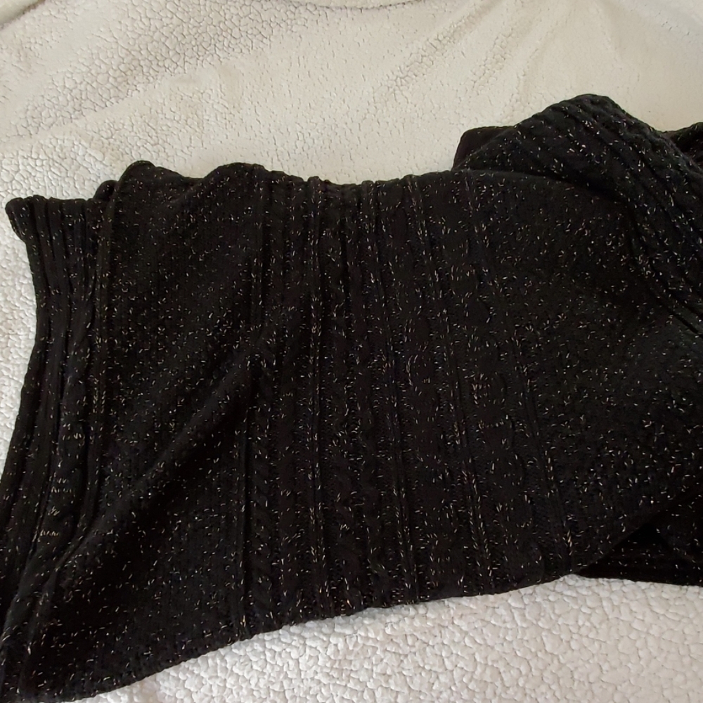 Brand New Ruana Wrap - Picture 4 of 5